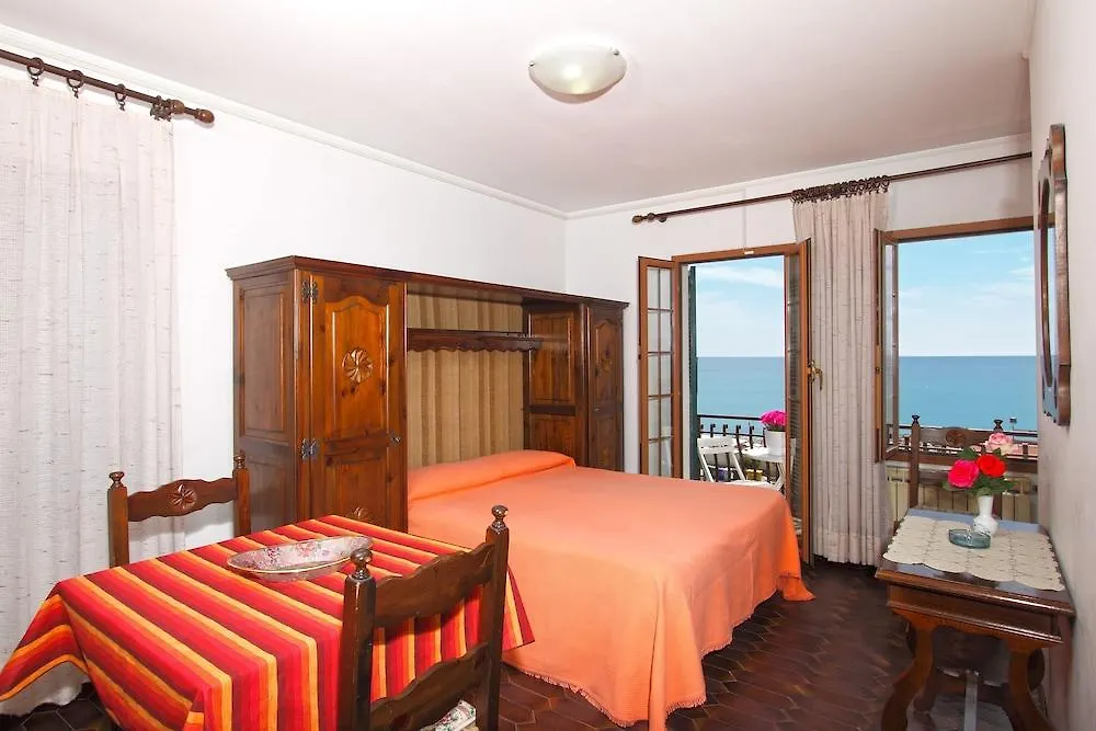 Residence Cristal Pietra Ligure Italy