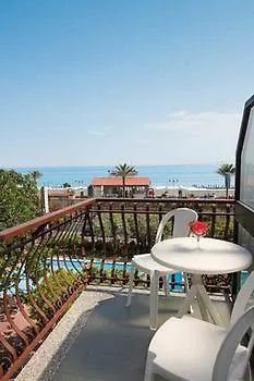 Residence Cristal Pietra Ligure Hotel