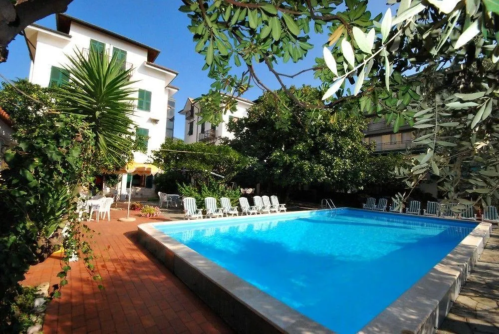 Residence Cristal Pietra Ligure Italy