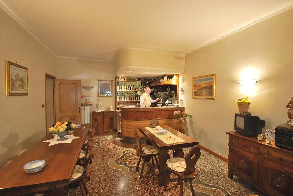 Residence Cristal Pietra Ligure Hotel